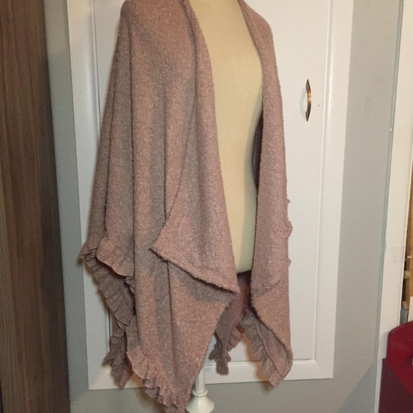 Ruffled Rose Blush Shawl - Picture 2 of 7
